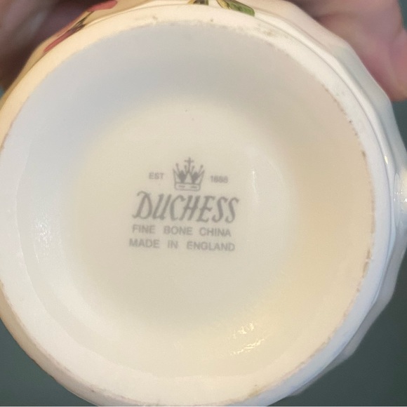 Pair Of Duchess Teacups & Saucers - Floral DUC97 - English Fine Bone China - Picture 6 of 12